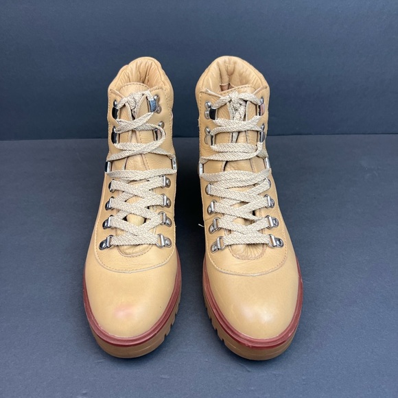 J.Crew Women’s Lightweight Leather Nordic boots - Light Caramel Size 8M - Picture 10 of 13